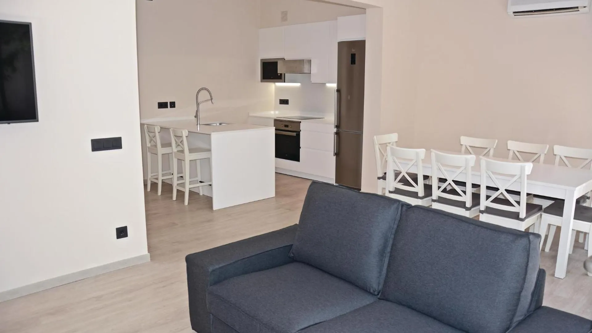 Awesome Home In Palma De Mallorca With Kitchen İspanya